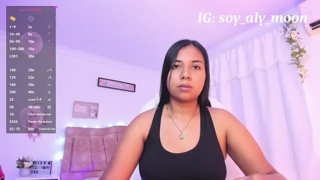 soy aly moon online show from September 21, 10:22 pm