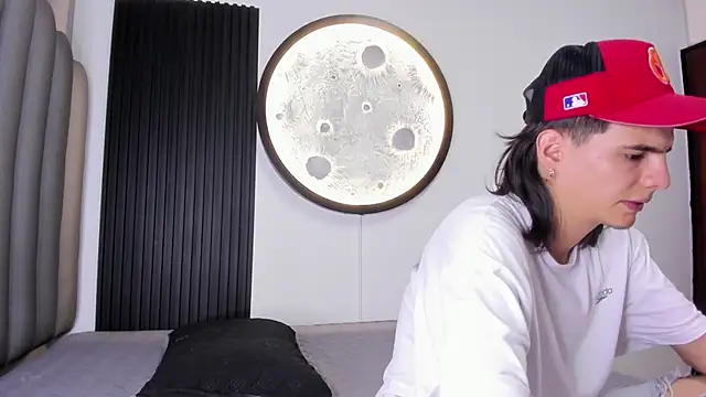 Martshall09 online show from October 16, 8:21 pm