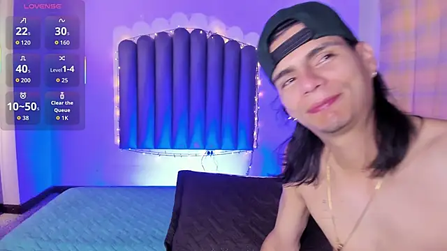 Martshall09 online show from November 15, 9:00 pm