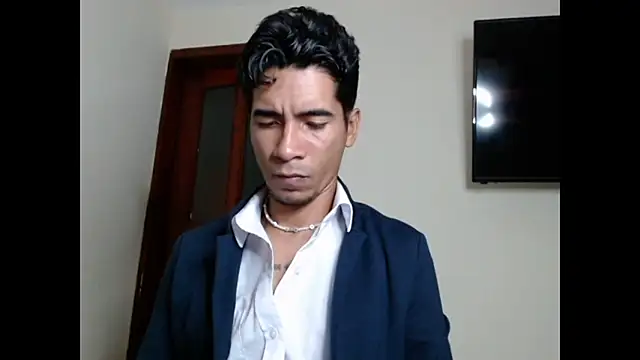 Snapshot of King_Liam chatting on January 24, 10:43 am King Liam online show from January 24, 10:43 am