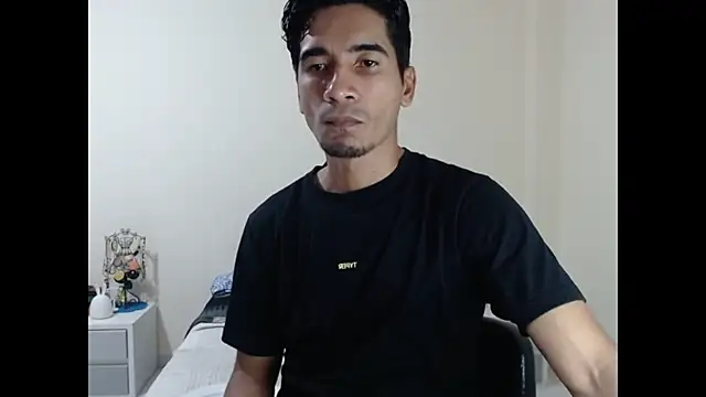Snapshot of King_Liam chatting on January 28, 2:21 am King Liam online show from January 28, 2:21 am