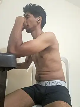 Snapshot of King_Liam chatting on July 31, 10:25 am King Liam online show from July 31, 10:25 am