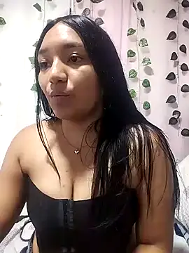 Snapshot of mariammartinez chatting on February 11, 2:57 am mariammartinez online show from February 11, 2:57 am