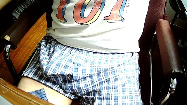 Andre16c online show from October 1, 6:36 pm