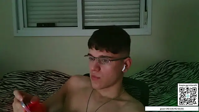 vitorsafado19 online show from October 26, 3:01 am