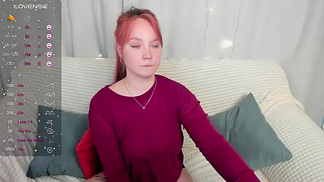 Snapshot of maya_suun chatting on February 12, 1:44 am maya suun online show from February 12, 1:44 am