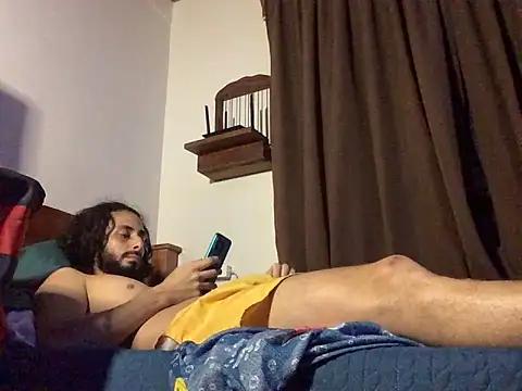 Snapshot of Nooneisthis chatting on November 3, 7:09 am Nooneisthis online show from November 3, 7:09 am