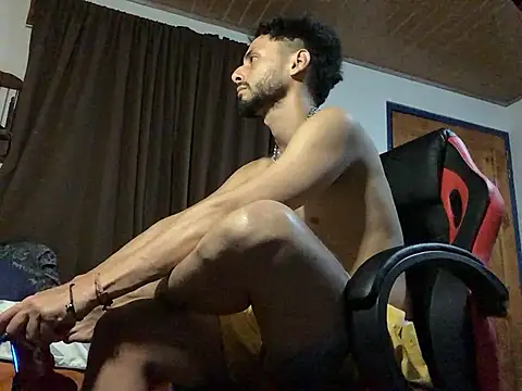 Nooneisthis online show from April 10, 5:34 am