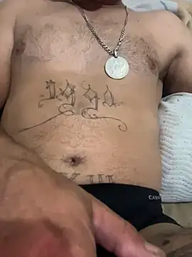 paullliliu online show from December 21, 1:29 pm