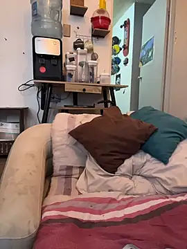 paullliliu online show from March 13, 4:35 pm