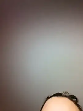 Snapshot of topina8 chatting on November 25, 2:50 pm topina8 online show from November 25, 2:50 pm