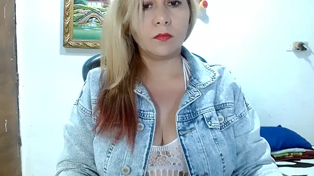 mariana0x online show from February 7, 3:52 pm