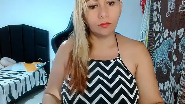 mariana0x online show from March 20, 11:49 am