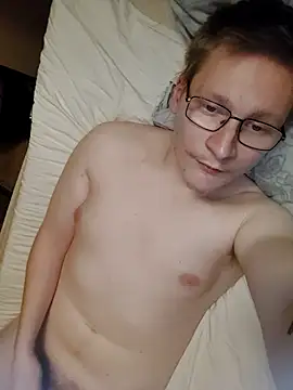 Snapshot of Arttuforyounakedboy chatting on February 24, 2:53 am Arttuforyounakedboy online show from February 24, 2:53 am