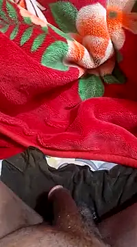 Snapshot of mhmia chatting on February 16, 8:55 pm mhmia online show from February 16, 8:55 pm