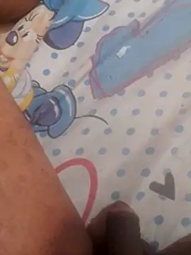 Snapshot of mhmia chatting on November 17, 7:08 pm mhmia online show from November 17, 7:08 pm