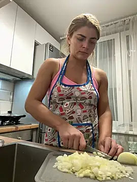 Donna Sun online show from March 6, 7:10 pm