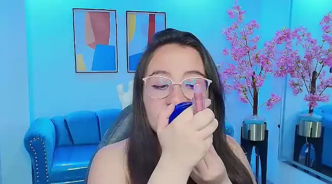 Lilyy evans online show from March 8, 3:50 am