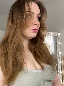 MiaM00N online show from March 5, 7:16 am