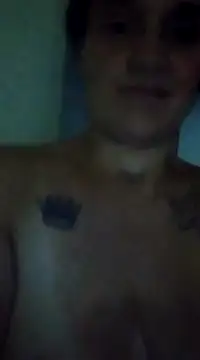 Snapshot of parejarica420 chatting on February 15, 4:03 am parejarica420 online show from February 15, 4:03 am