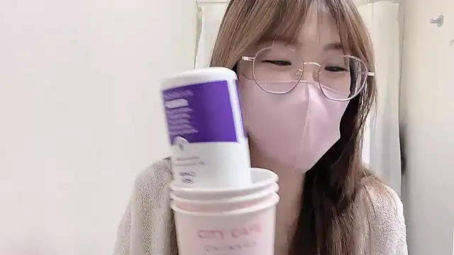 Snapshot of Chu1314 chatting on September 21, 3:46 pm Chu1314 online show from September 21, 3:46 pm