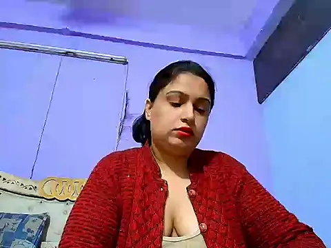 Snapshot of Sophia_James chatting on March 11, 5:13 pm Sophia James online show from March 11, 5:13 pm