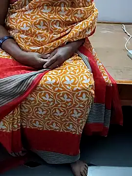 Snapshot of laxmitelugu78 chatting on January 26, 10:34 am laxmitelugu78 online show from January 26, 10:34 am