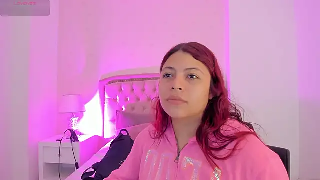 Kendall  Fox online show from February 12, 5:13 am