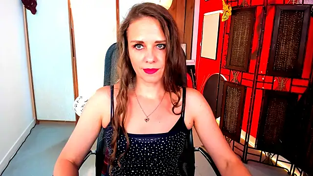 EmiliaBedy online show from July 4, 5:24 am