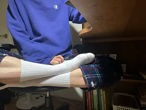 Snapshot of Phil_6677 chatting on February 3, 3:17 pm Phil 6677 online show from February 3, 3:17 pm