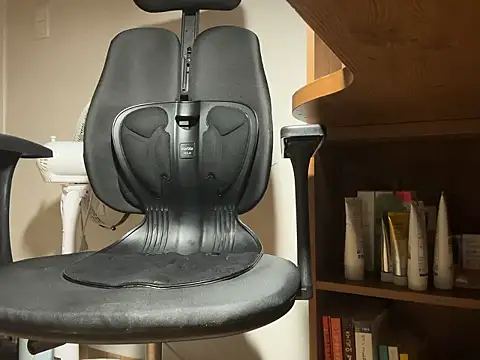 Snapshot of Phil_6677 chatting on February 4, 3:51 pm Phil 6677 online show from February 4, 3:51 pm