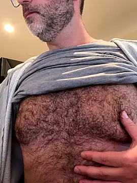 harrychest online show from October 3, 7:33 pm