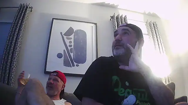 harrychest online show from April 16, 12:00 am