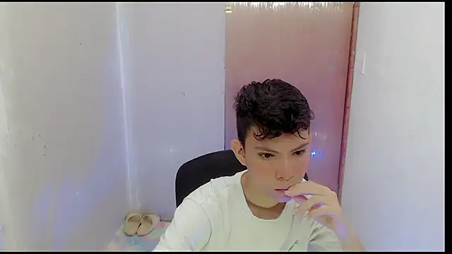 Alexxx lov online show from January 30, 12:37 pm