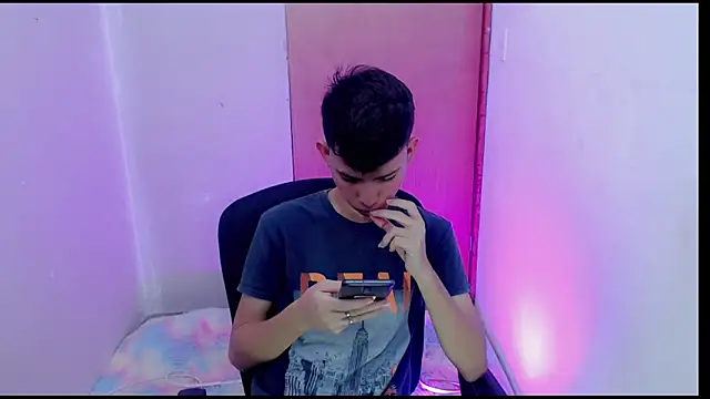 Alexxx lov online show from February 8, 12:28 pm