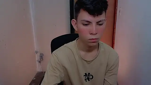 Alexxx lov online show from February 26, 12:26 pm