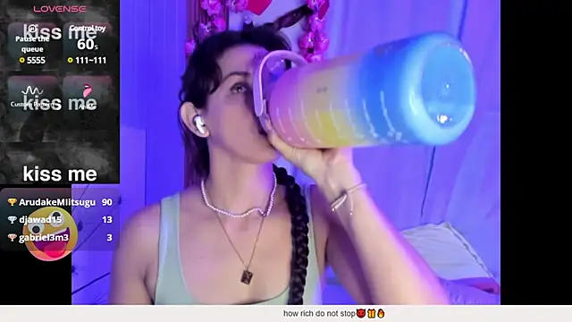 Snapshot of vicky__skinny_1 chatting on March 16, 2:44 pm vicky  skinny 1 online show from March 16, 2:44 pm