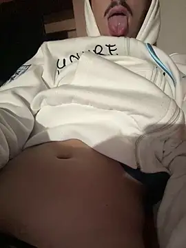 Snapshot of Napoletanobono10 chatting on January 30, 1:55 am Napoletanobono10 online show from January 30, 1:55 am