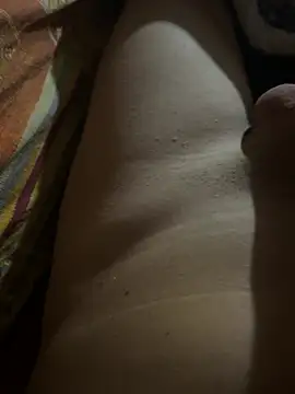 Snapshot of Napoletanobono10 chatting on February 25, 3:49 am Napoletanobono10 online show from February 25, 3:49 am