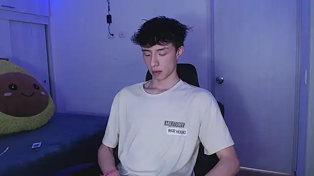 Juanmres online show from April 20, 7:59 pm