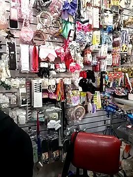 Snapshot of Vale_Saenzz chatting on November 19, 8:09 pm Vale Saenzz online show from November 19, 8:09 pm