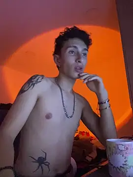 iKrofur online show from March 9, 5:33 am