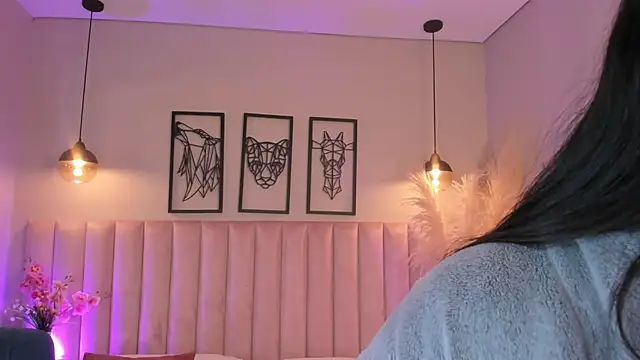 Zoe Banks  online show from September 25, 12:42 pm