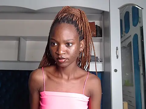 YoungDiva69 online show from January 28, 7:42 pm