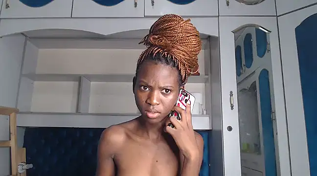 YoungDiva69 online show from January 30, 7:26 pm