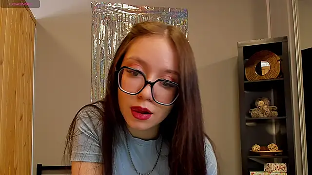 Alikka Shykitty online show from March 21, 6:49 am