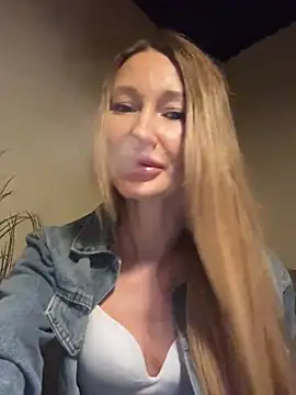 Snapshot of Sweet_Pussy2024 chatting on February 1, 11:21 am Sweet Pussy2024 online show from February 1, 11:21 am