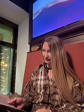 Snapshot of Sweet_Pussy2024 chatting on February 8, 6:01 pm Sweet Pussy2024 online show from February 8, 6:01 pm