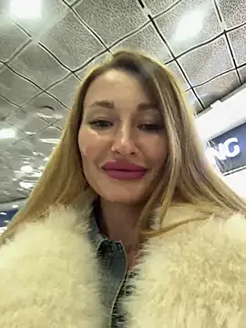 Snapshot of Sweet_Pussy2024 chatting on March 1, 2:13 pm Sweet Pussy2024 online show from March 1, 2:13 pm