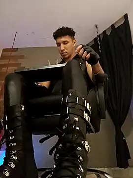 AngeloColleen online show from March 14, 9:09 pm